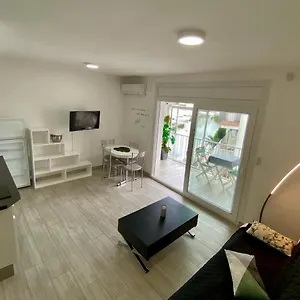 Superbe , Confort, 40 M2 + 10 M2 Terrasse Empuriabrava