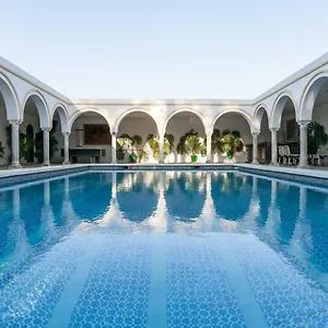 Villa Del Manzano, Villanueva del Ariscal
